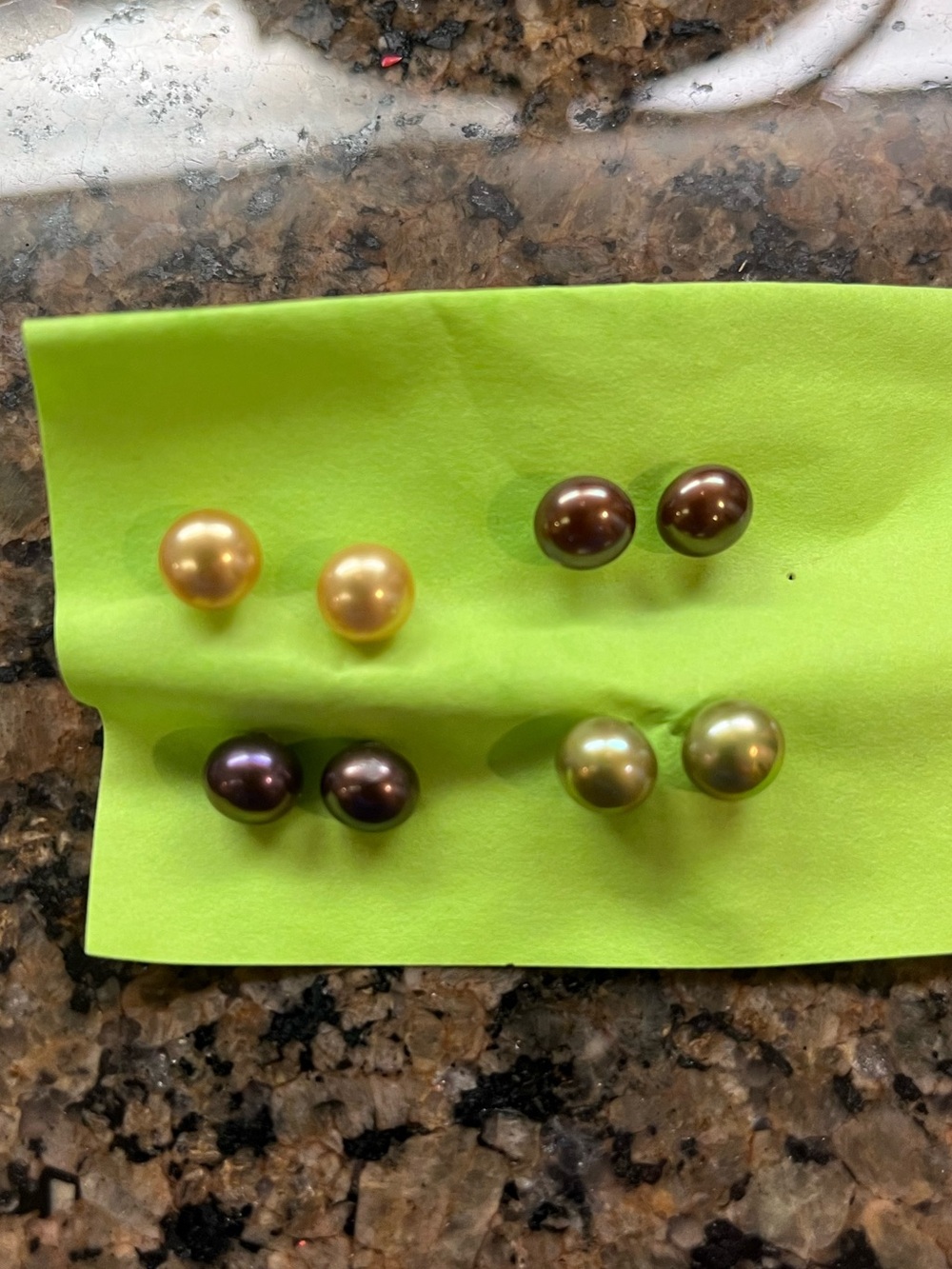 Honora Pearl Stud Earrings - Picture 4 of 5